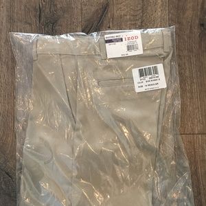 Izod Khaki Adjustable Wasit Regular Fit Boys Short